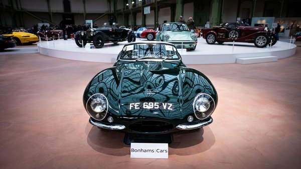 Comment la vérification de l'historique d'entretien peut-elle influencer votre décision d'achat d'un véhicule d'occasion ?